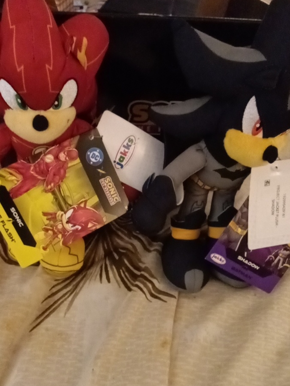 Sonic Heroes Plush Set - Red and Black Hedgehog Duo